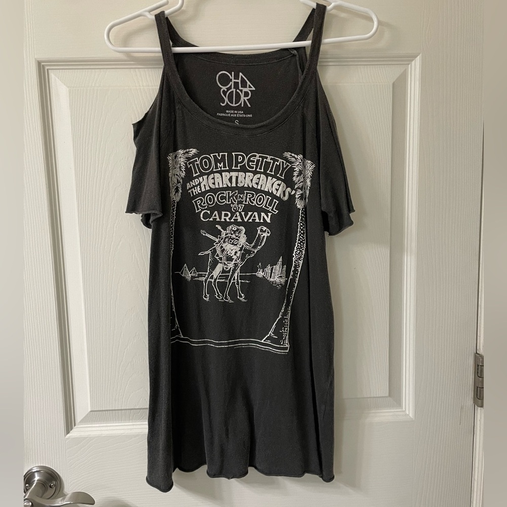 Chaser Tom Petty Cold Shoulder Tee Size Small